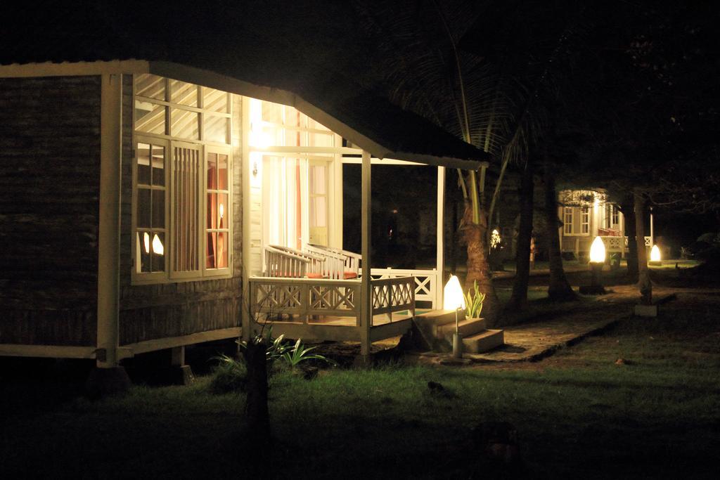 Hotel Gazebo Meno Gili Meno Pokoj fotografie