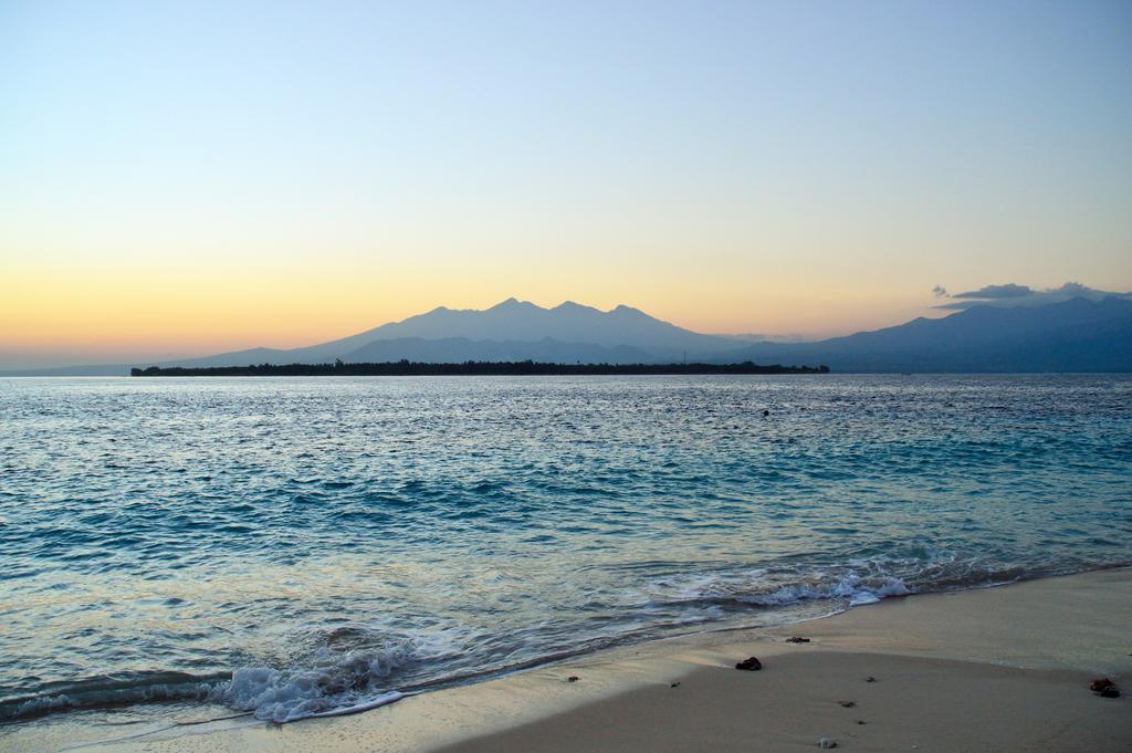 Hotel Gazebo Meno Gili Meno Exteriér fotografie