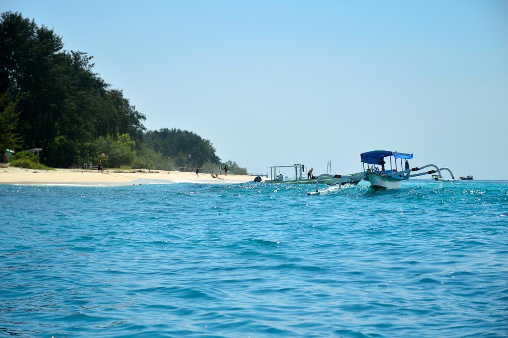 Hotel Gazebo Meno Gili Meno Exteriér fotografie