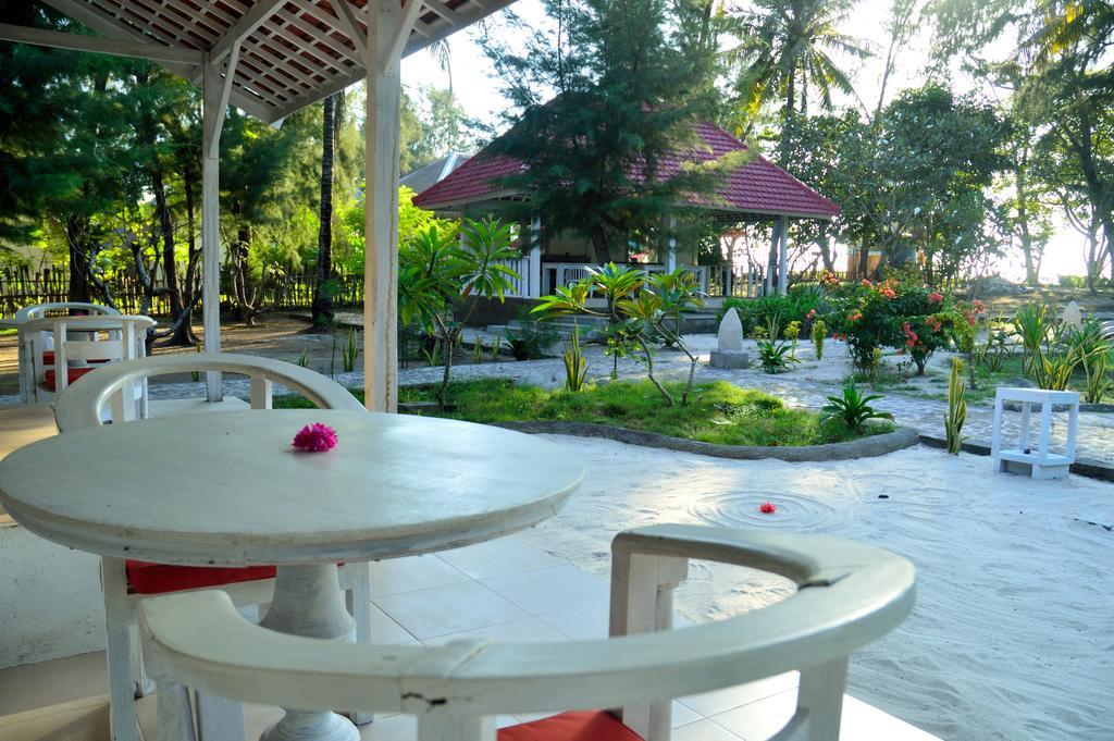 Hotel Gazebo Meno Gili Meno Exteriér fotografie